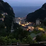 Дом отдыха Amalfi Wonderful House Скала